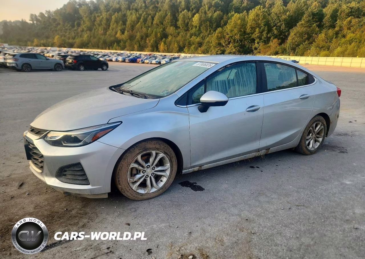 2019 Chevrolet Cruze Lt VIN:1G1BE5SM2K7107173 - 1