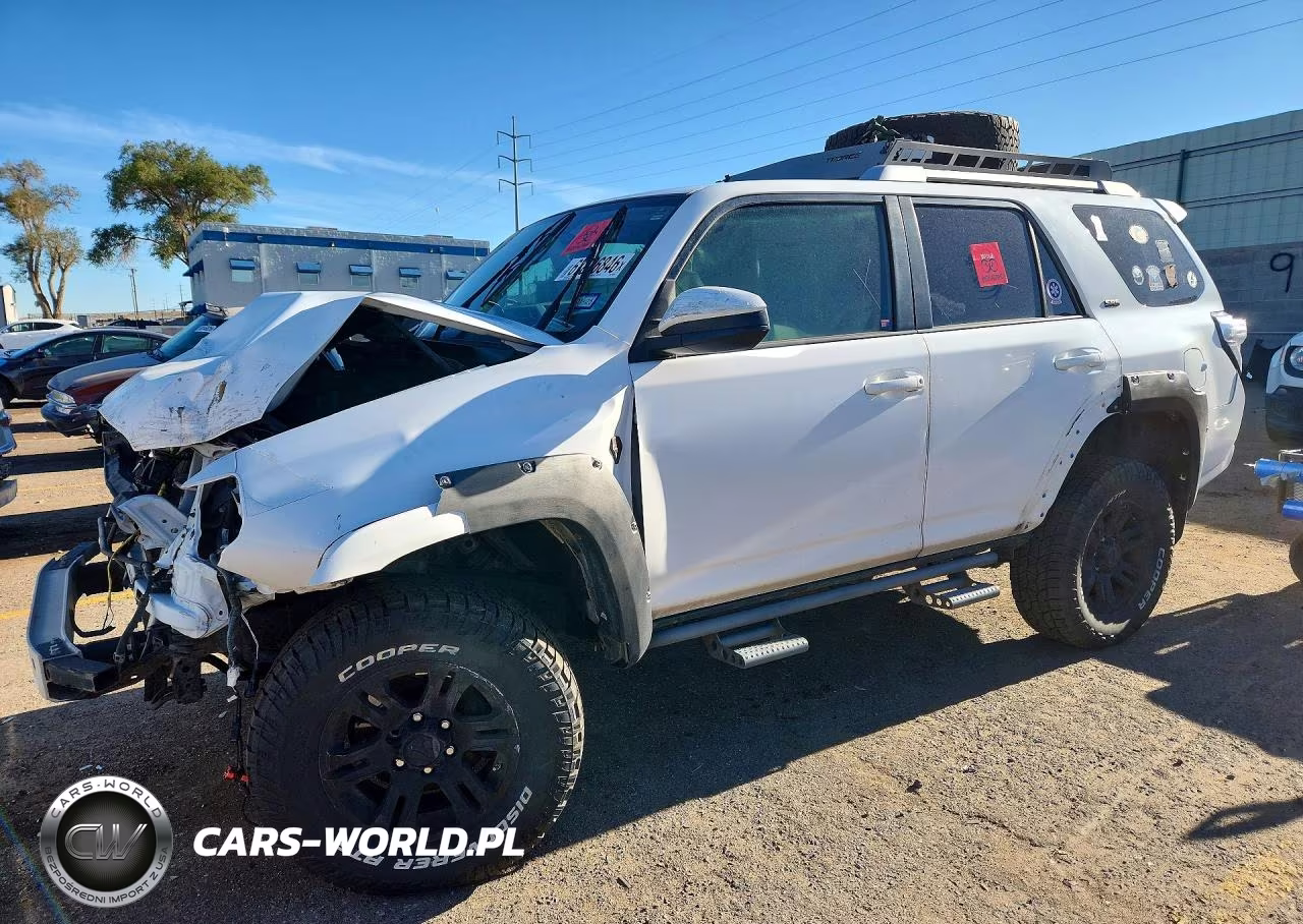 2016 Toyota 4Runner Sr5 – zdjęcie 1 z 13