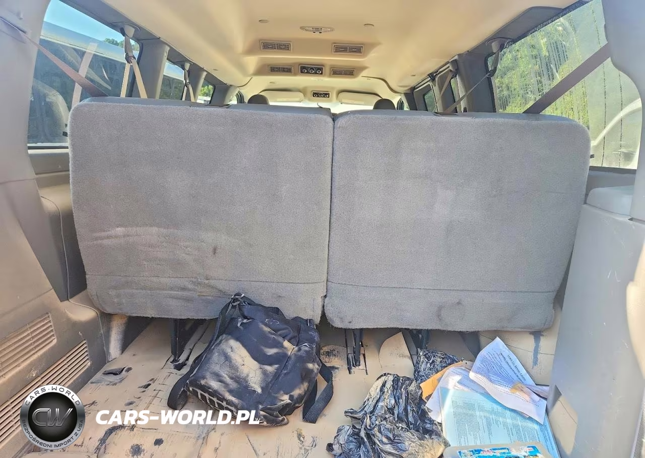 2018 Chevrolet Express G2500 Ls VIN:1GAWGEFP0J1200209 - 10