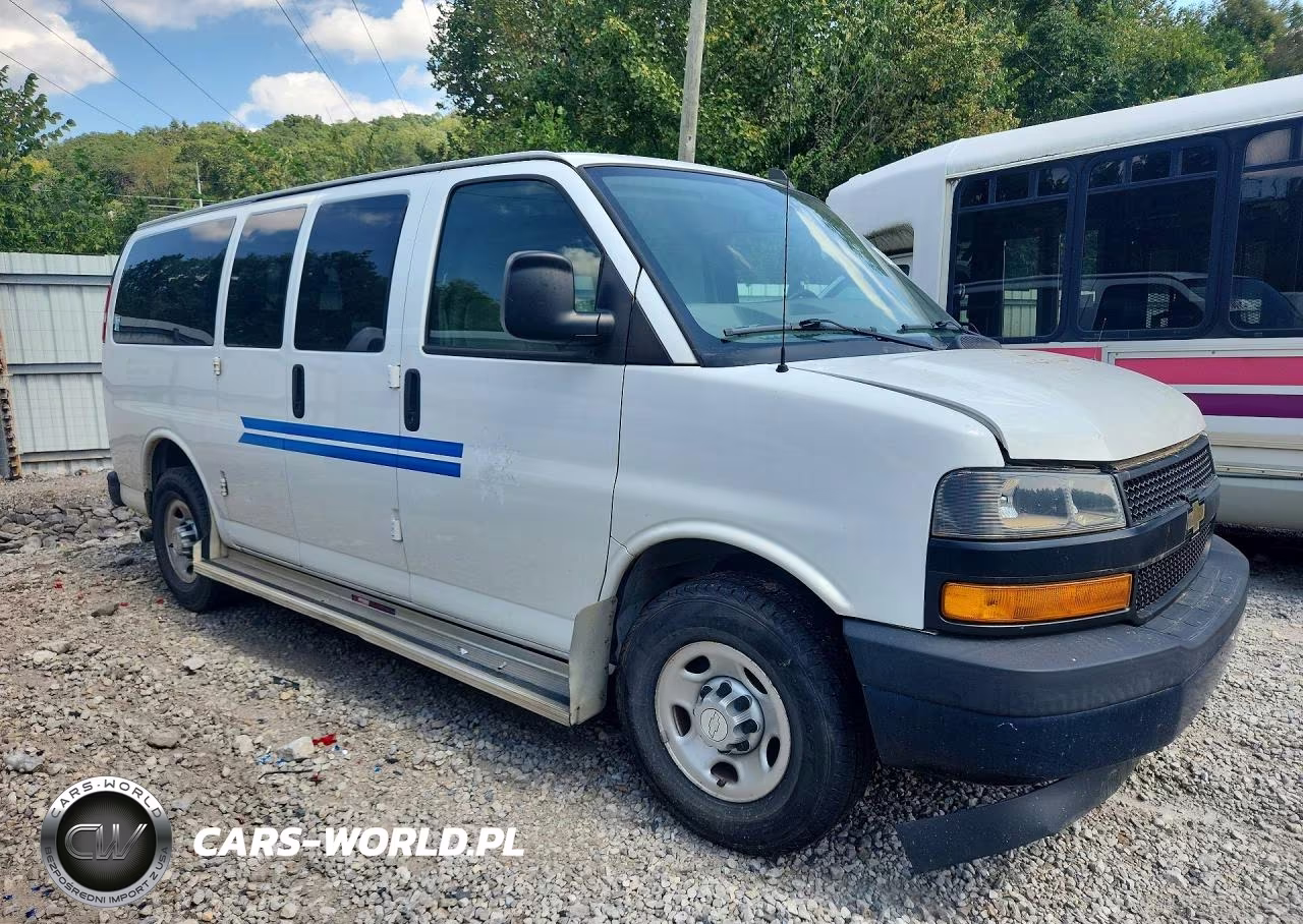 2018 Chevrolet Express G2500 Ls VIN:1GAWGEFP0J1200209 - 4