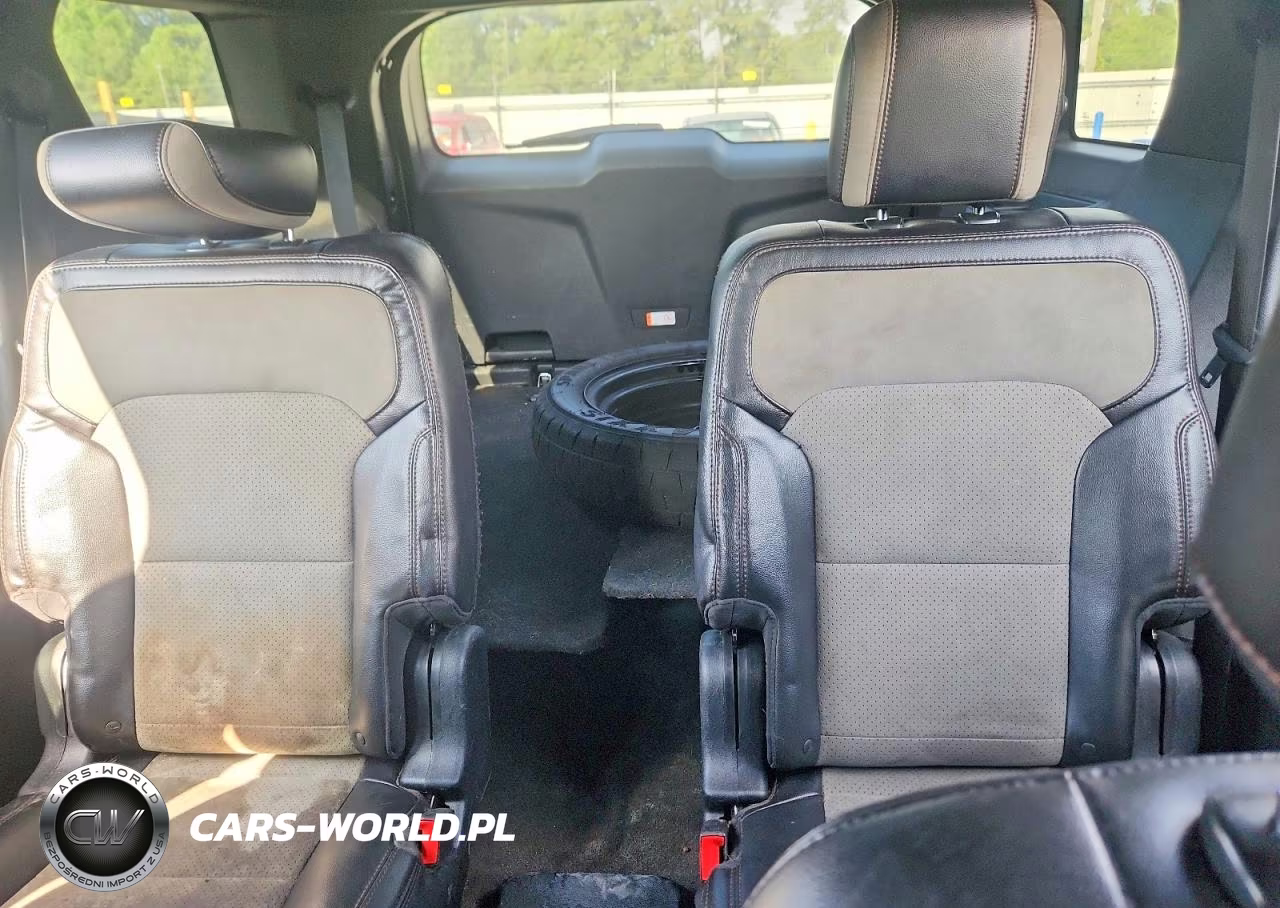 2017 Ford Explorer Xlt VIN:1FM5K7D81HGE19725 - 10
