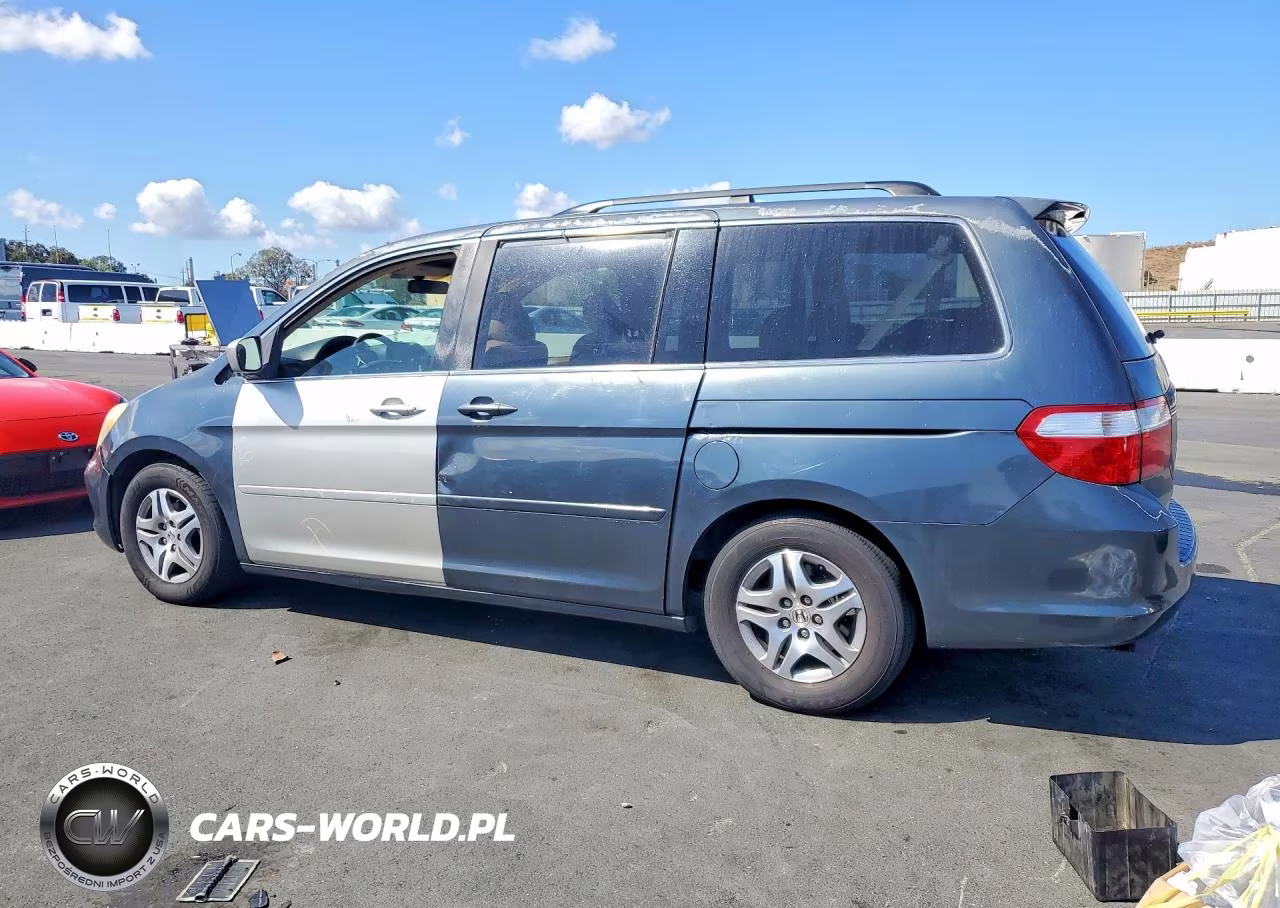 2005 Honda Odyssey Ex-L VIN:5FNRL38705B052562 - 2