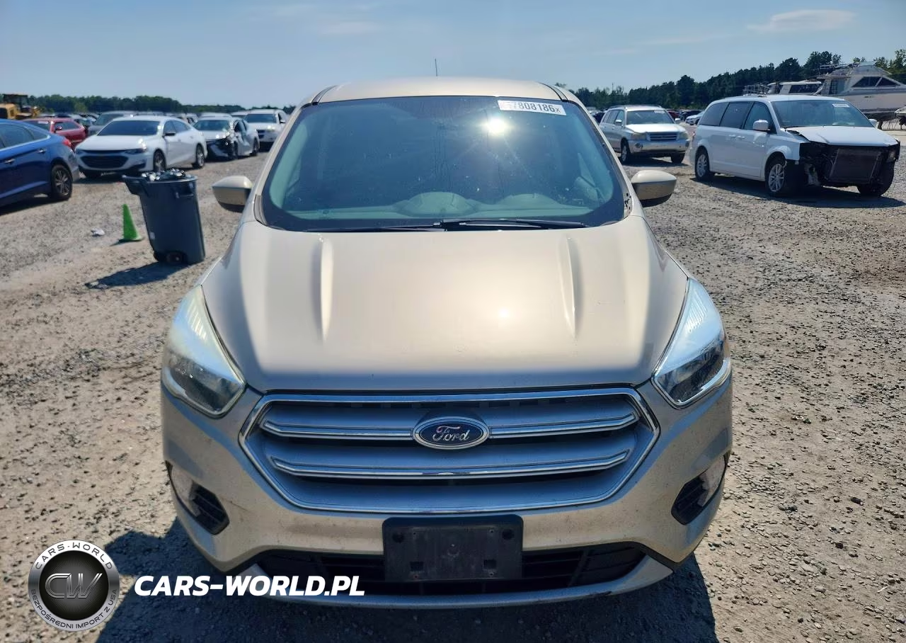 2017 Ford Escape Se VIN:1FMCU9GD9HUA55786 - 5