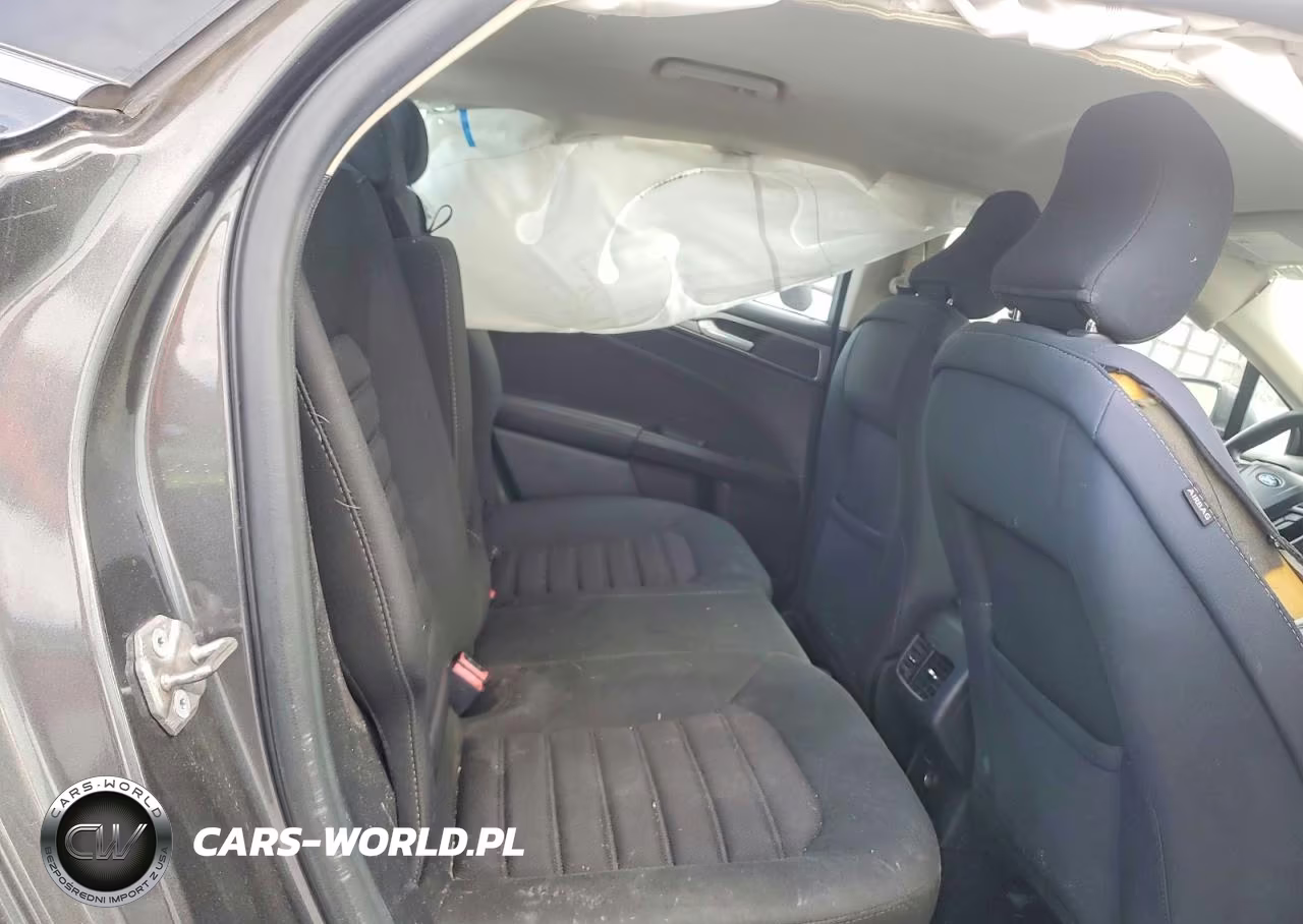 2017 Ford Fusion Se VIN:3FA6P0H71HR338998 - 10