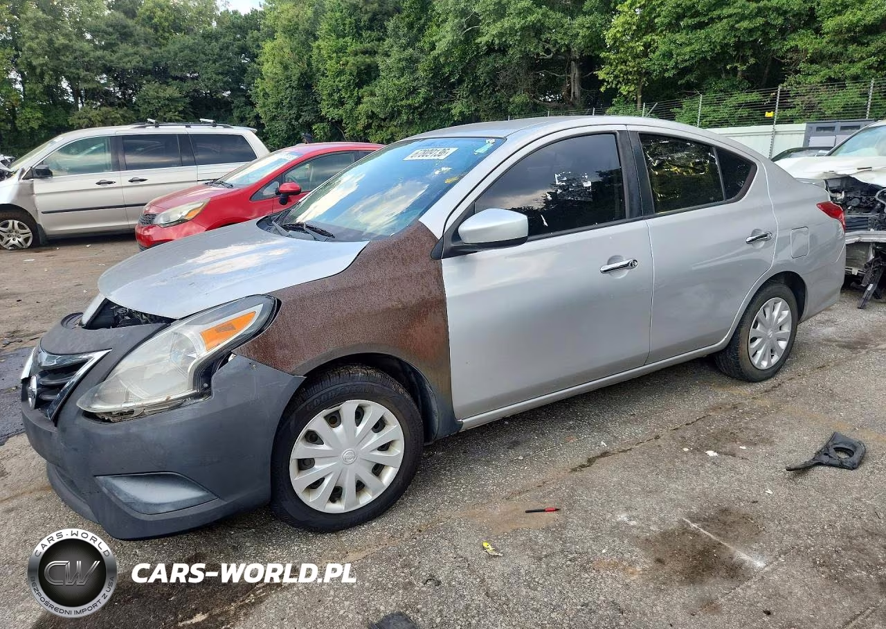 2019 Nissan Versa Sv