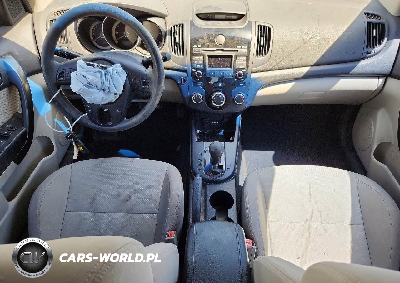 2010 Kia Forte Koup Ex VIN:KNAFU6A22A5257860 - 8