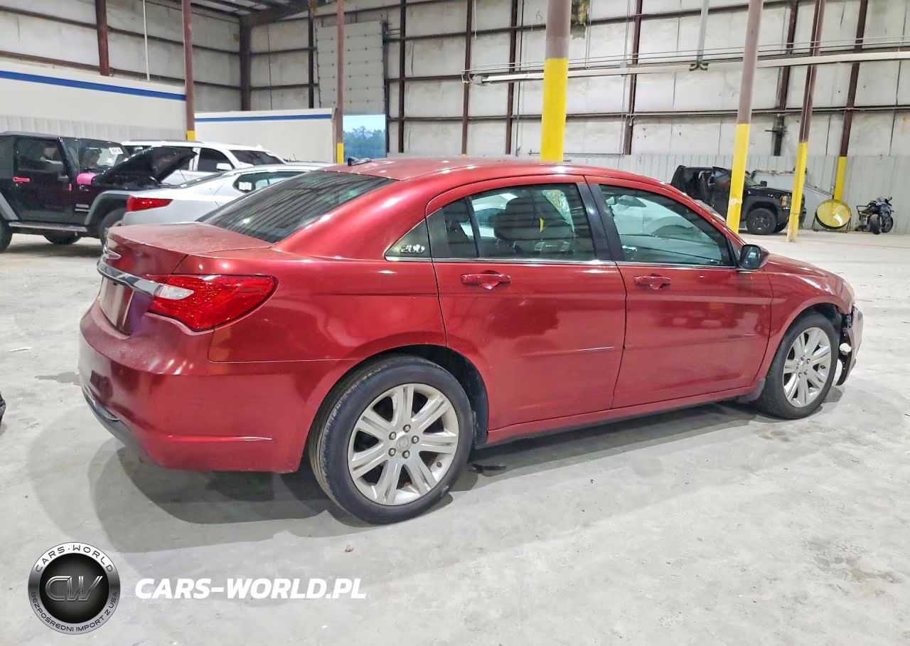 2013 Chrysler 200 Touring VIN:1C3CCBBB7DN655963 - 3