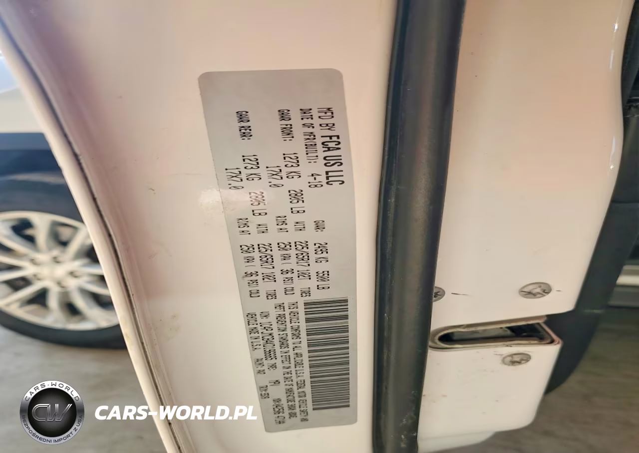 2019 Jeep Cherokee Latitude VIN:1C4PJMCB4KD196665 - 13