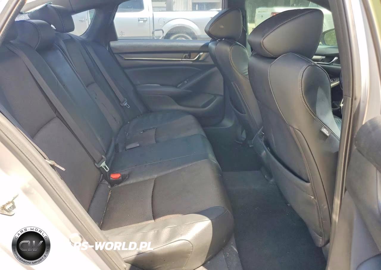 2018 Honda Accord Sport VIN:1HGCV2F37JA041413 - 10