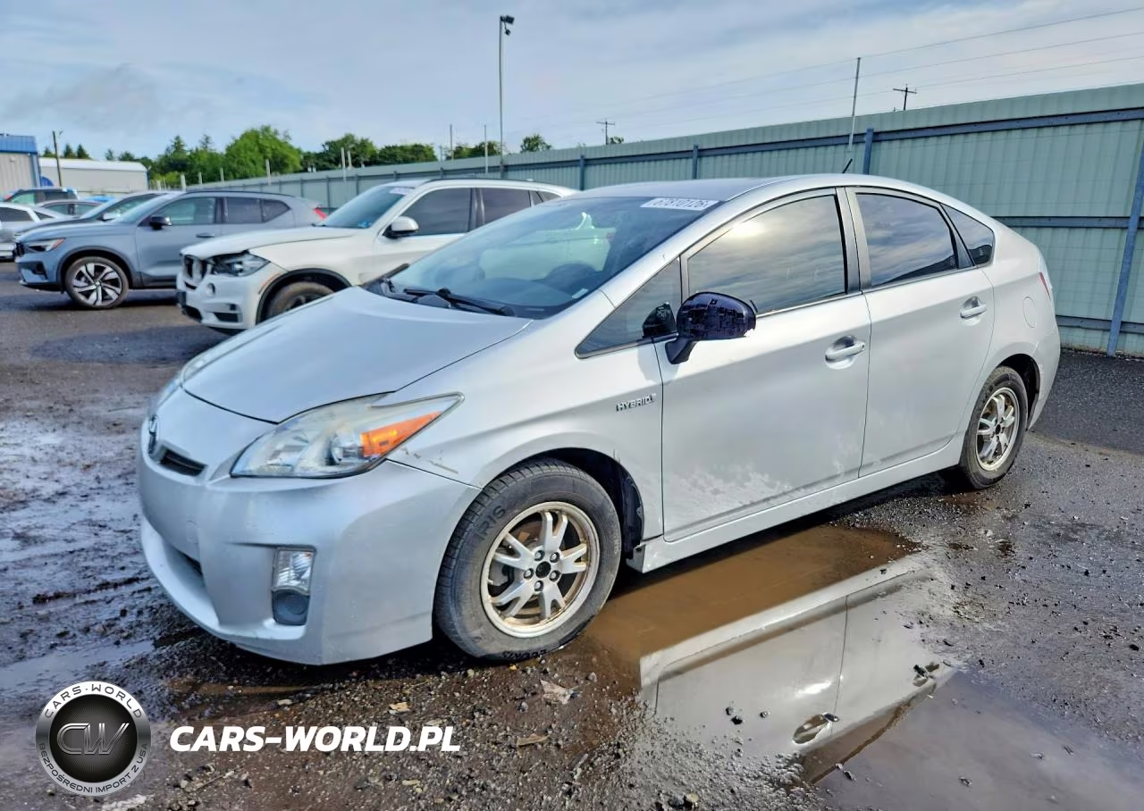 2011 Toyota Prius Three