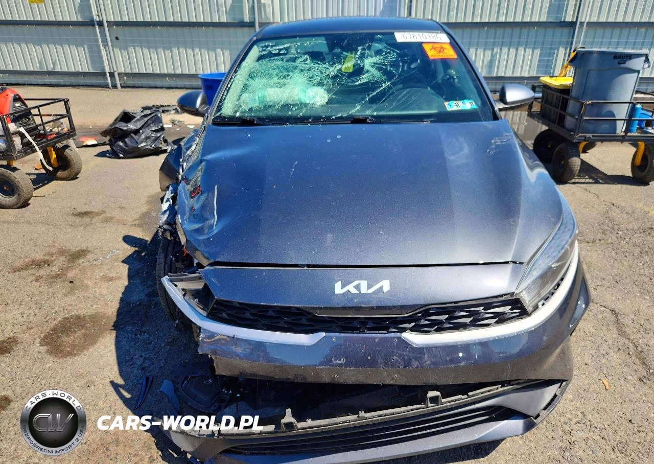 2022 Kia Forte Lxs VIN:3KPF24AD4NE462671 - 5