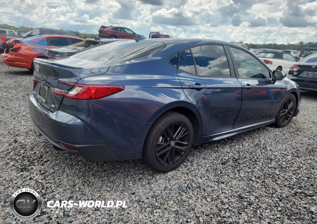 2026 Toyota Camry Se VIN:4T1DAACK7TU703136 - 3