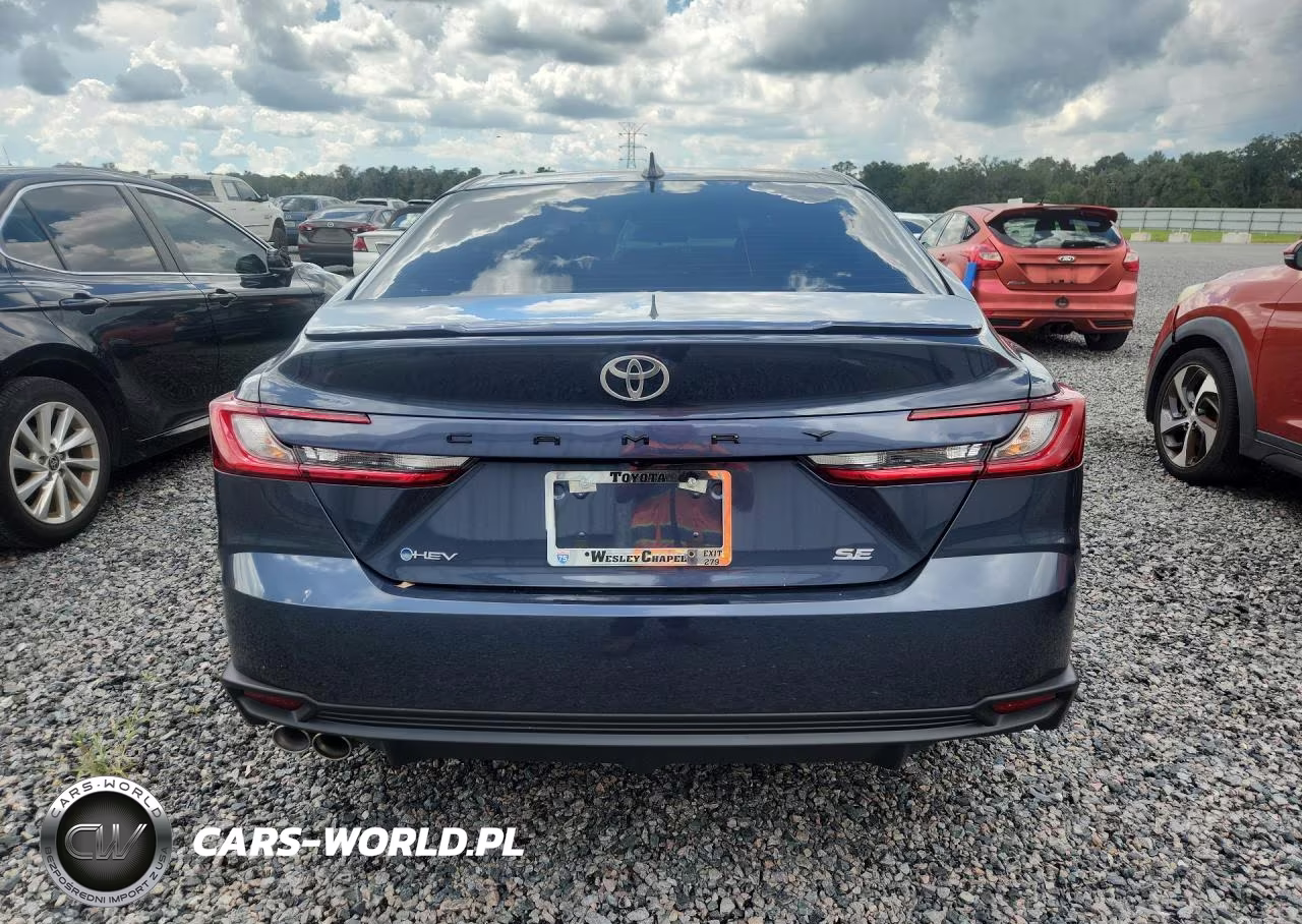 2026 Toyota Camry Se VIN:4T1DAACK7TU703136 - 6