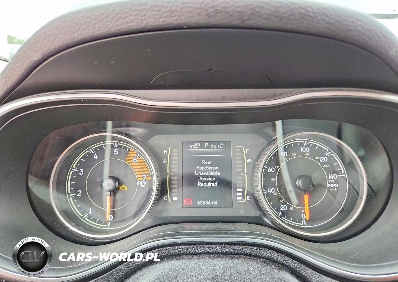 2019 Jeep Cherokee Latitude Plus VIN:1C4PJMLN7KD293420 - 9