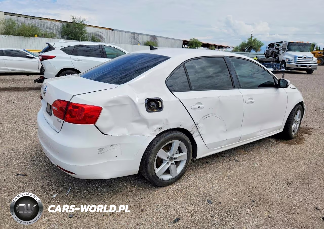 2012 Volkswagen Jetta Tdi VIN:3VWLL7AJ5CM360111 - 3