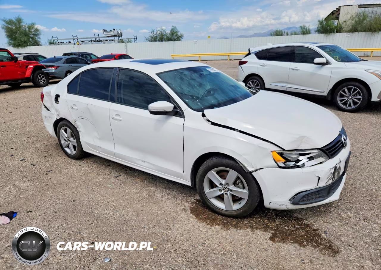 2012 Volkswagen Jetta Tdi VIN:3VWLL7AJ5CM360111 - 4