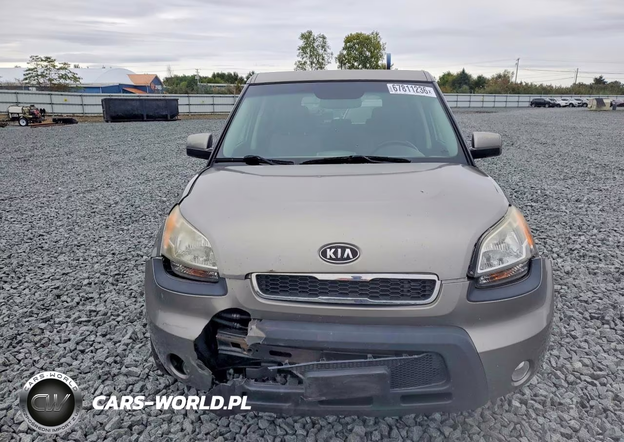 2010 Kia Soul + VIN:KNDJT2A23A7192983 - 5
