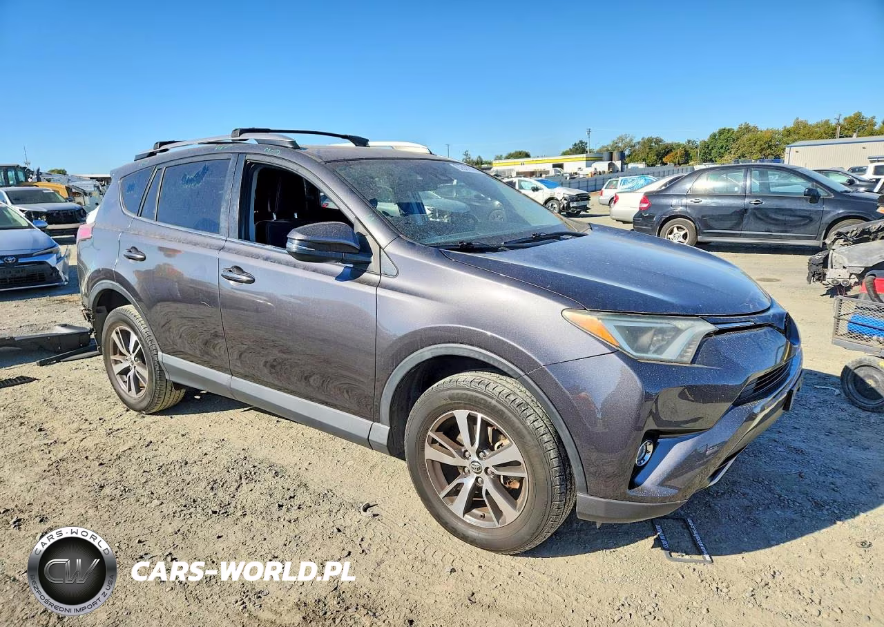 2018 Toyota Rav4 Xle VIN:JTMWFREV1JJ209468 - 4