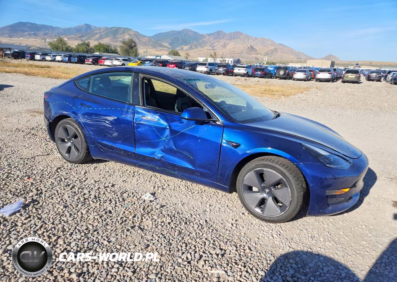 2022 Tesla Model 3 VIN:5YJ3E1EA3NF285761 - 4
