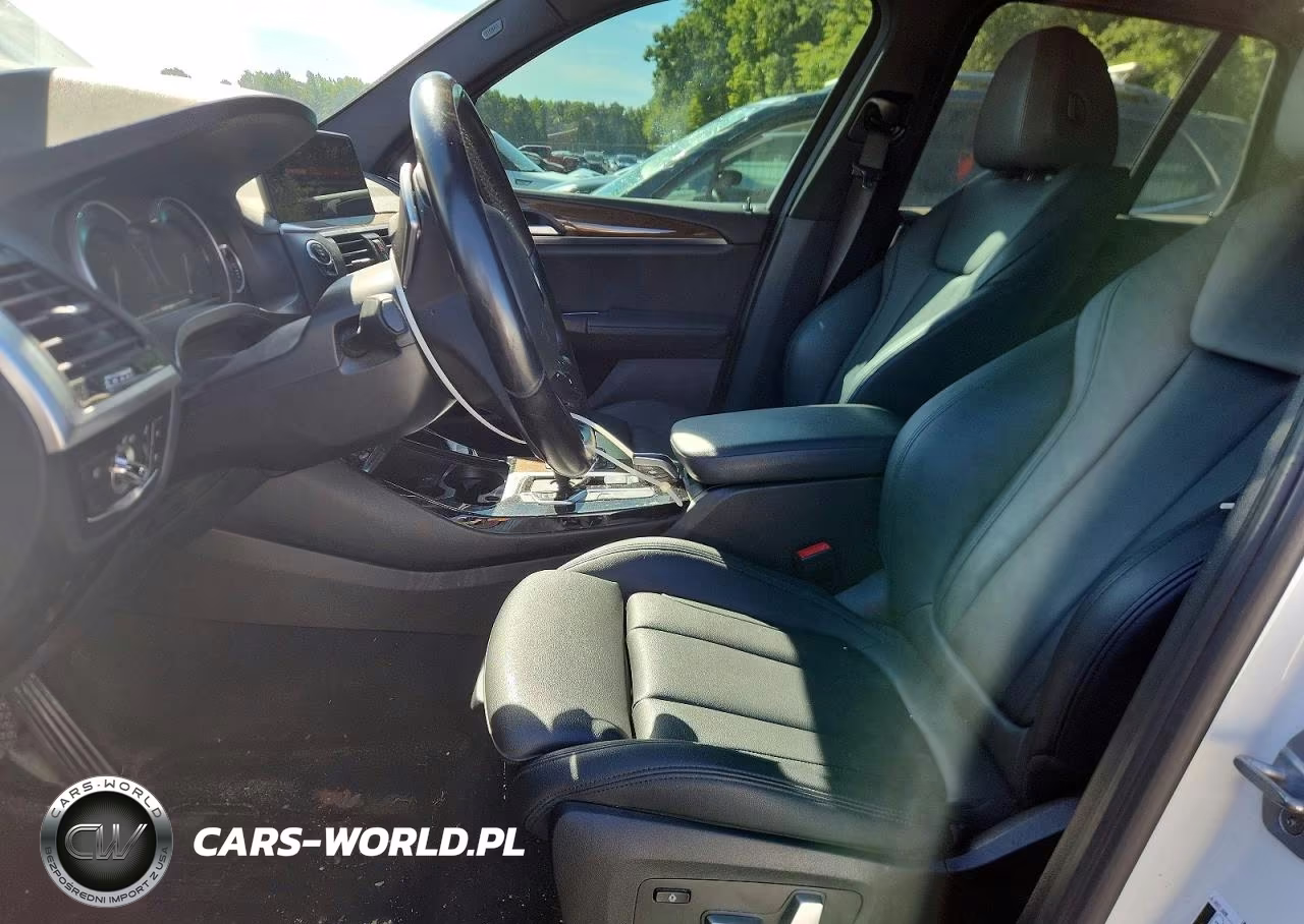 2019 BMW X3 xDrive30I VIN:5UXTR9C55KLE19639 - 7