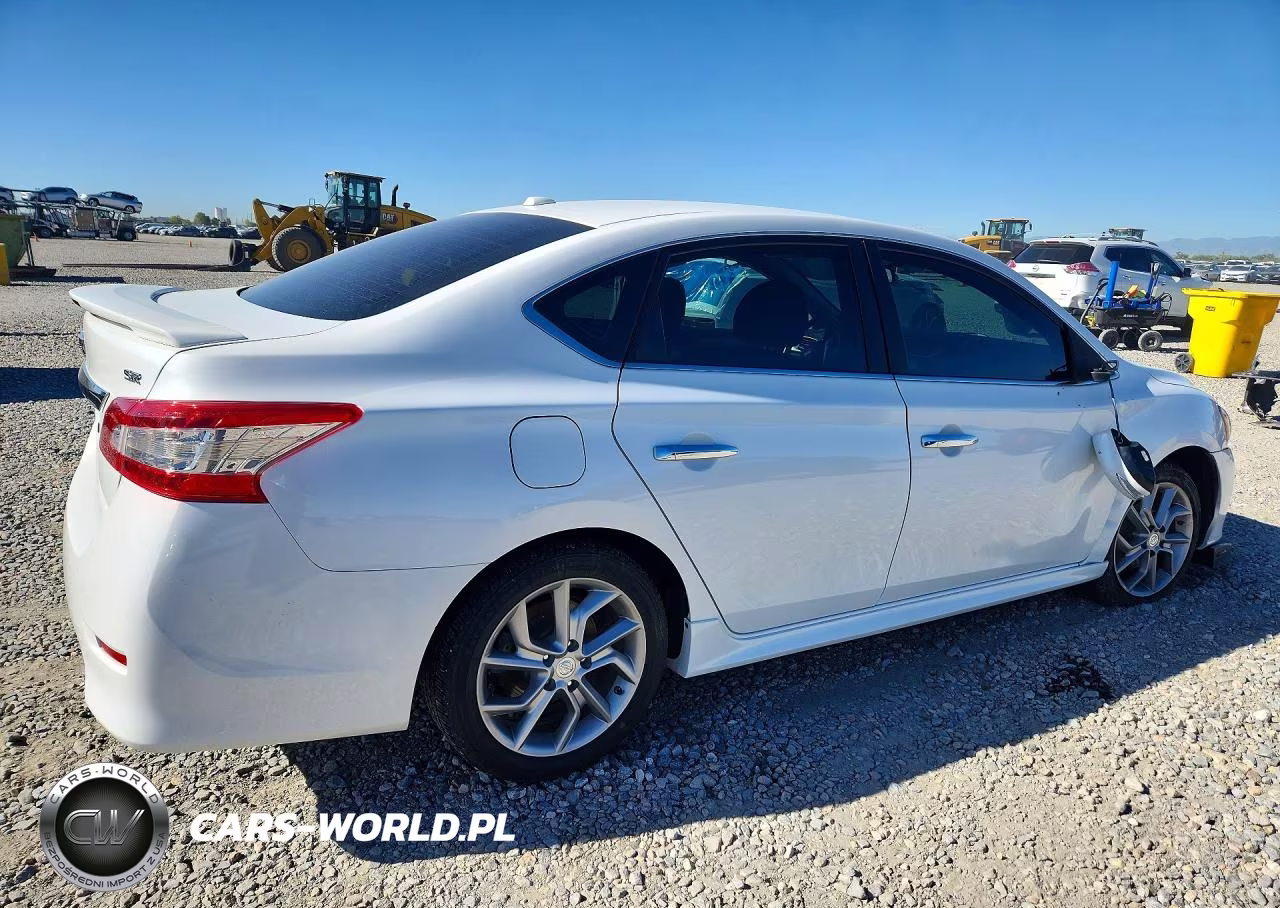 2015 Nissan Sentra Sr VIN:3N1AB7AP9FY331860 - 3