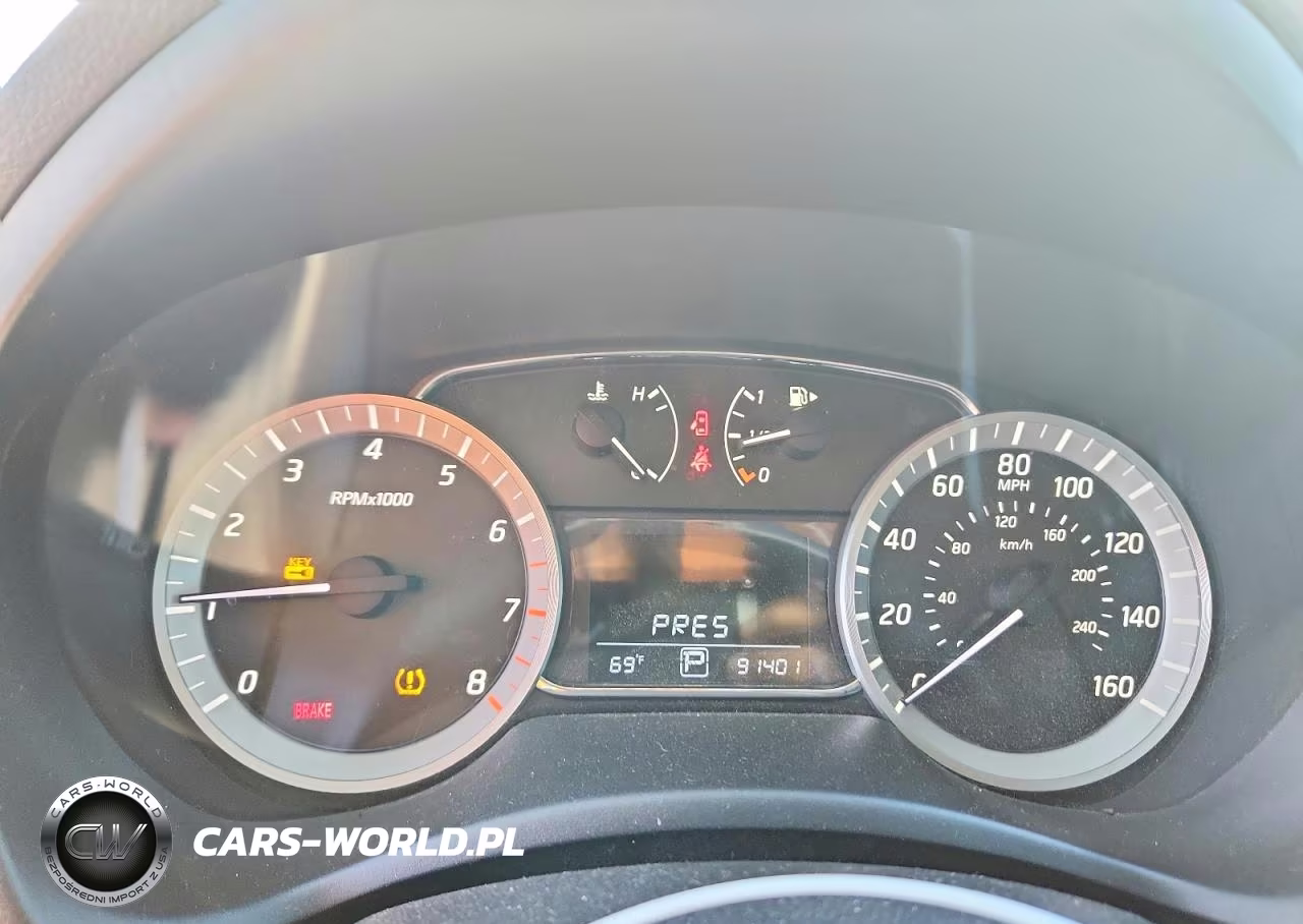 2015 Nissan Sentra Sr VIN:3N1AB7AP9FY331860 - 9