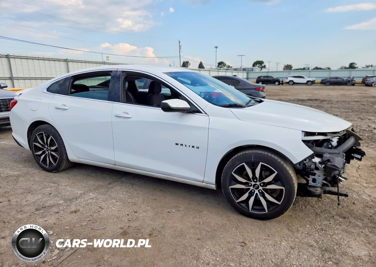 2024 Chevrolet Malibu Rs VIN:1G1ZG5ST0RF135036 - 4