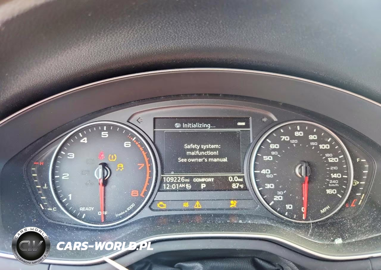 2017 Audi A4 Premium VIN:WAUANAF49HN043351 - 9
