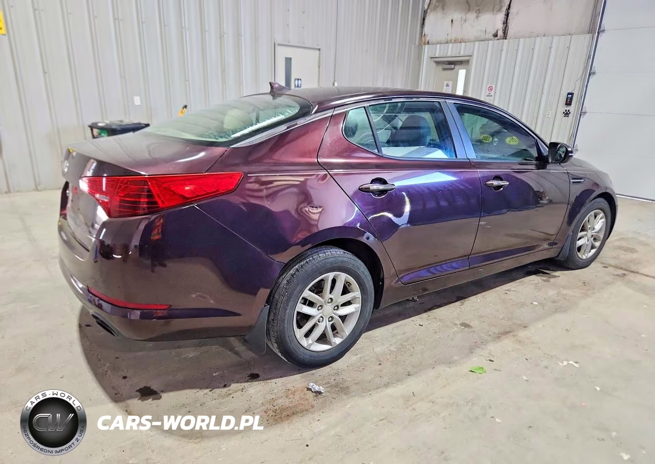 2013 Kia Optima Lx VIN:5XXGM4A72DG256182 - 3