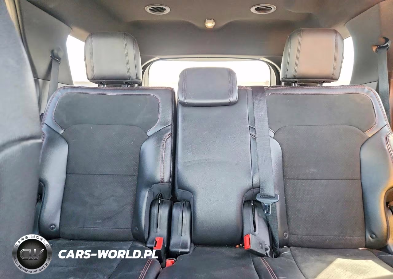 2018 Ford Explorer Xlt VIN:1FM5K7D89JGA36203 - 10