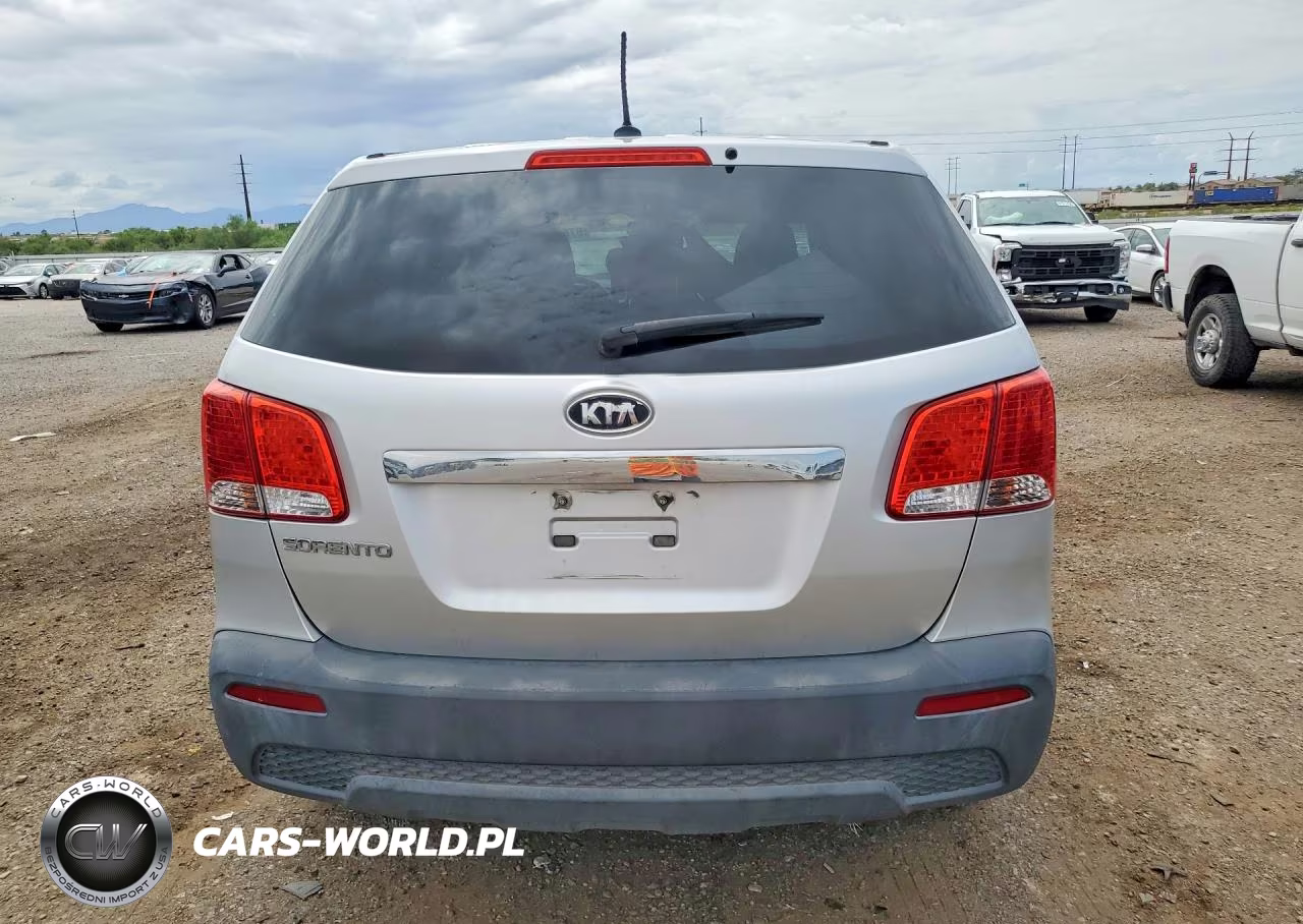 2011 Kia Sorento Lx VIN:5XYKT3A12BG034401 - 6