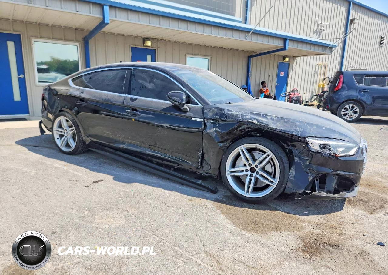 2019 Audi A5 Premium Plus S-Line VIN:WAUENCF51KA027245 - 4
