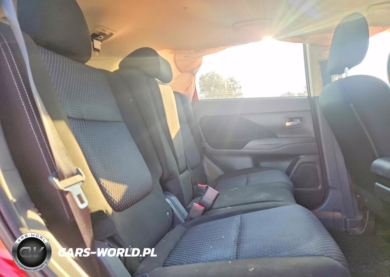 2018 Mitsubishi Outlander Se VIN:JA4AD3A33JZ011357 - 10