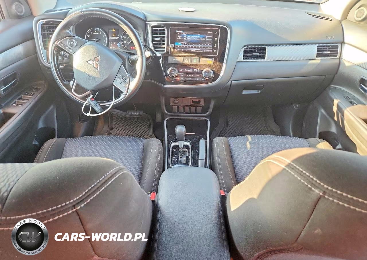 2018 Mitsubishi Outlander Se VIN:JA4AD3A33JZ011357 - 8