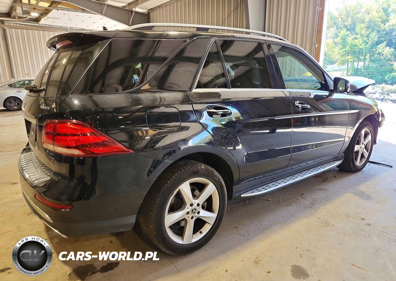 2018 Mercedes-Benz Gle 350 4Matic VIN:4JGDA5HB9JB103677 - 3
