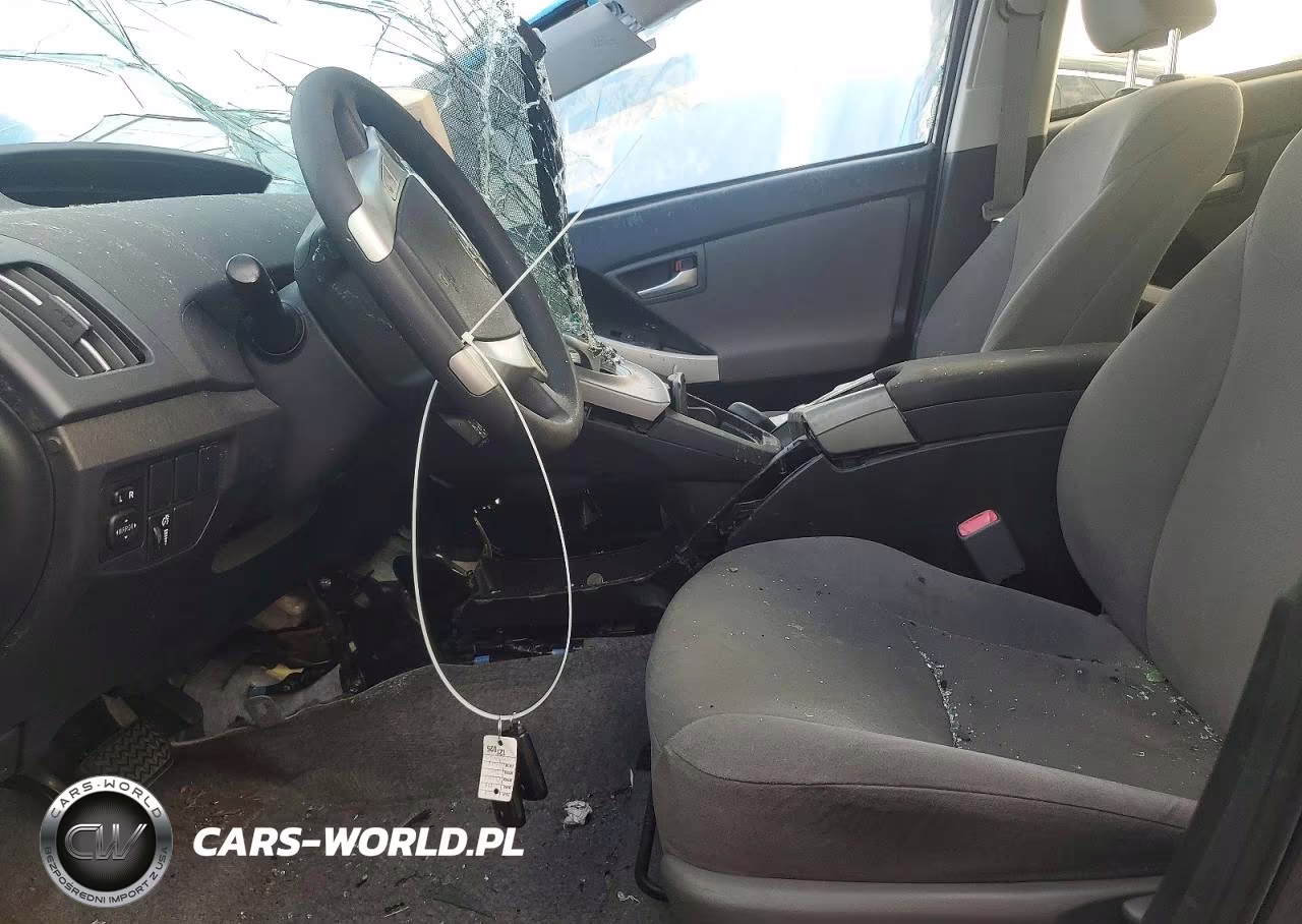 2012 Toyota Prius Two VIN:JTDKN3DU4C1553502 - 7