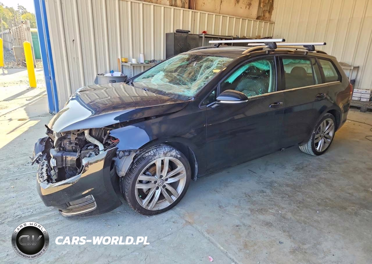 2015 Volkswagen Golf Sportwagen S