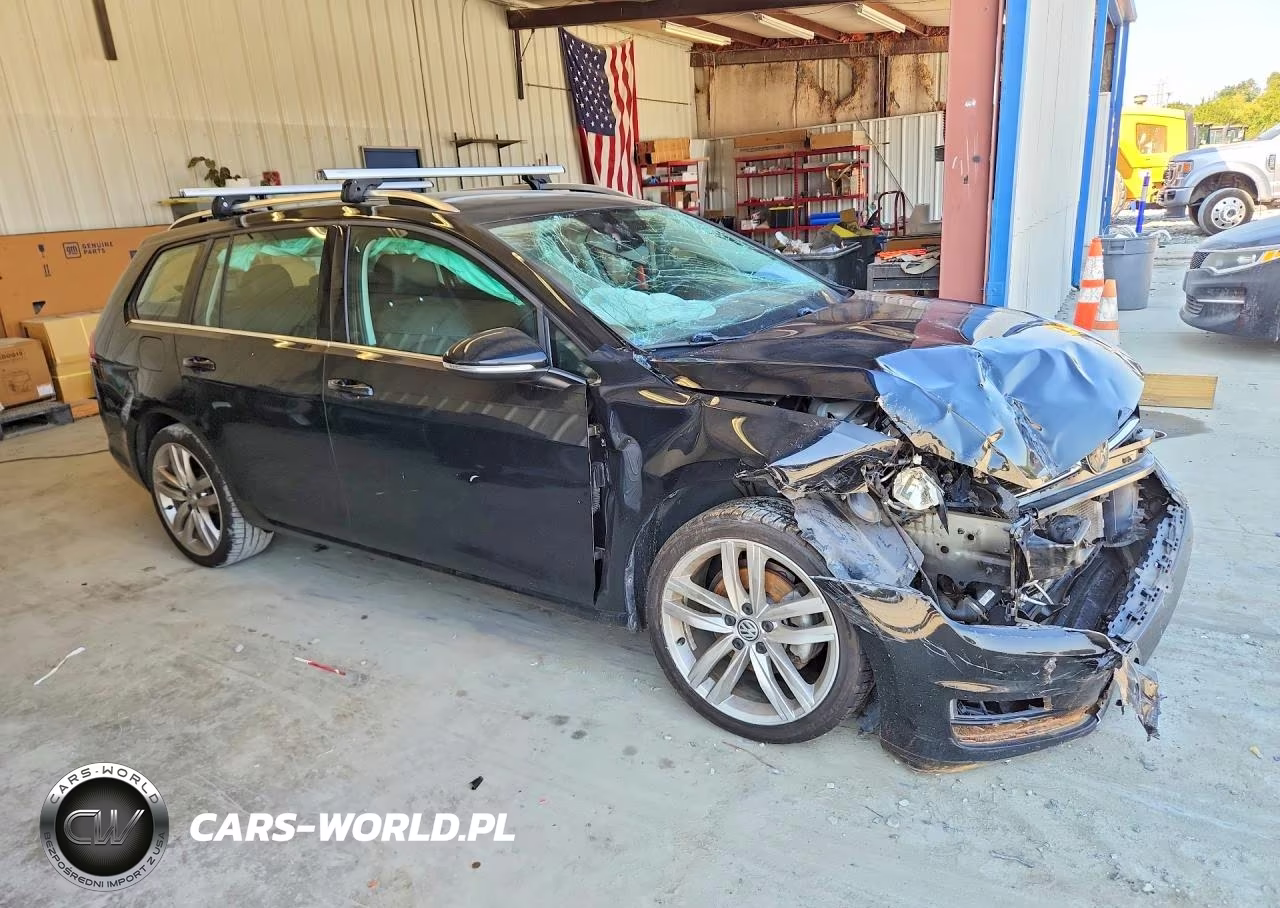 2015 Volkswagen Golf Sportwagen S VIN:3VWC17AU1FM517752 - 4