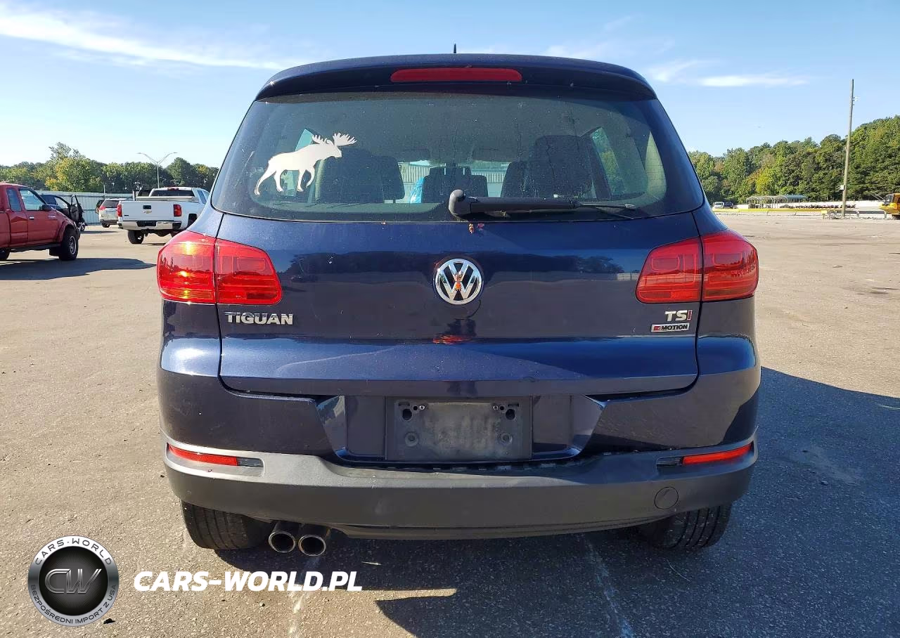2016 Volkswagen Tiguan S VIN:WVGBV7AX0GW601152 - 6
