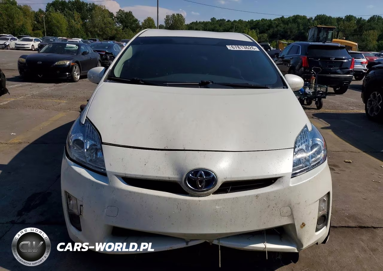 2011 Toyota Prius Two VIN:JTDKN3DU0B1385825 - 5