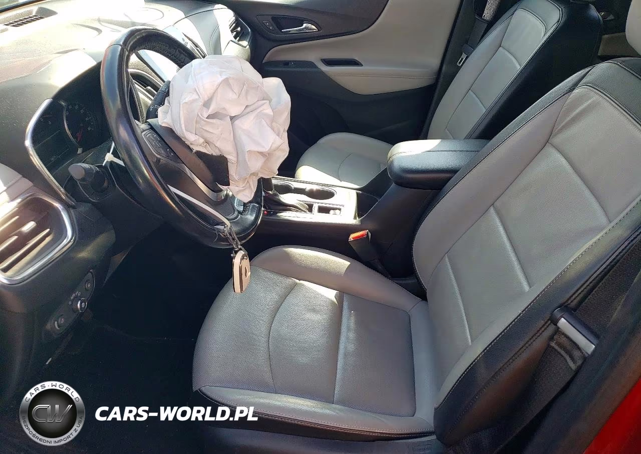 2018 Chevrolet Equinox Premier VIN:2GNAXVEV0J6340864 - 7