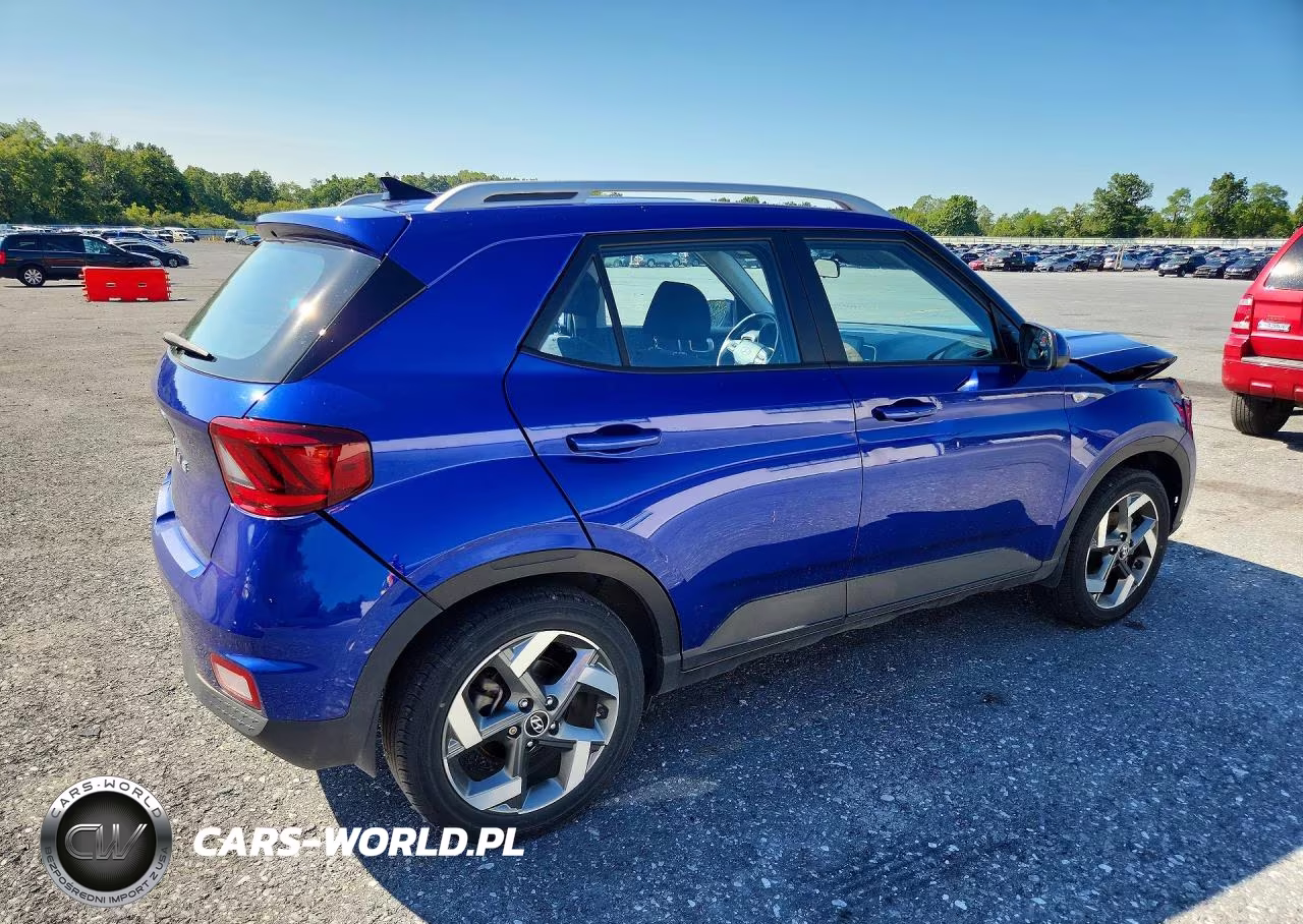 2022 Hyundai Venue Sel VIN:KMHRC8A35NU157606 - 3