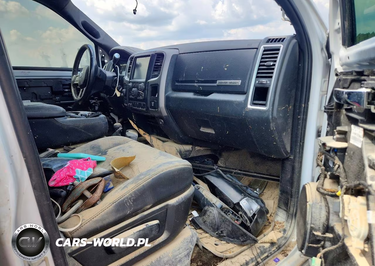 2017 Ram 2500 Powerwagon VIN:3C6TR5EJ8HG720484 - 8