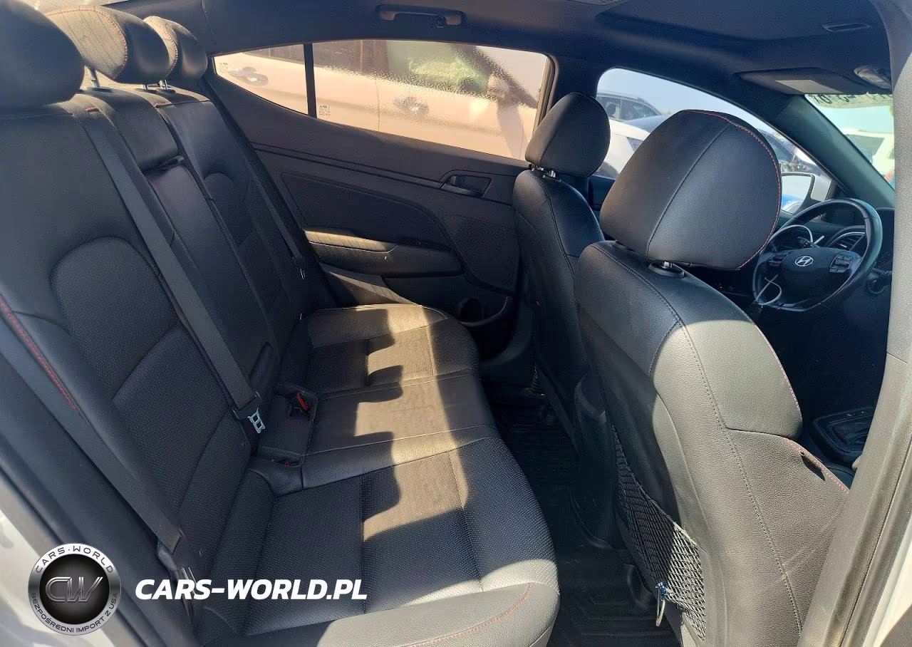 2018 Hyundai Elantra Sport VIN:KMHD04LB6JU545826 - 10