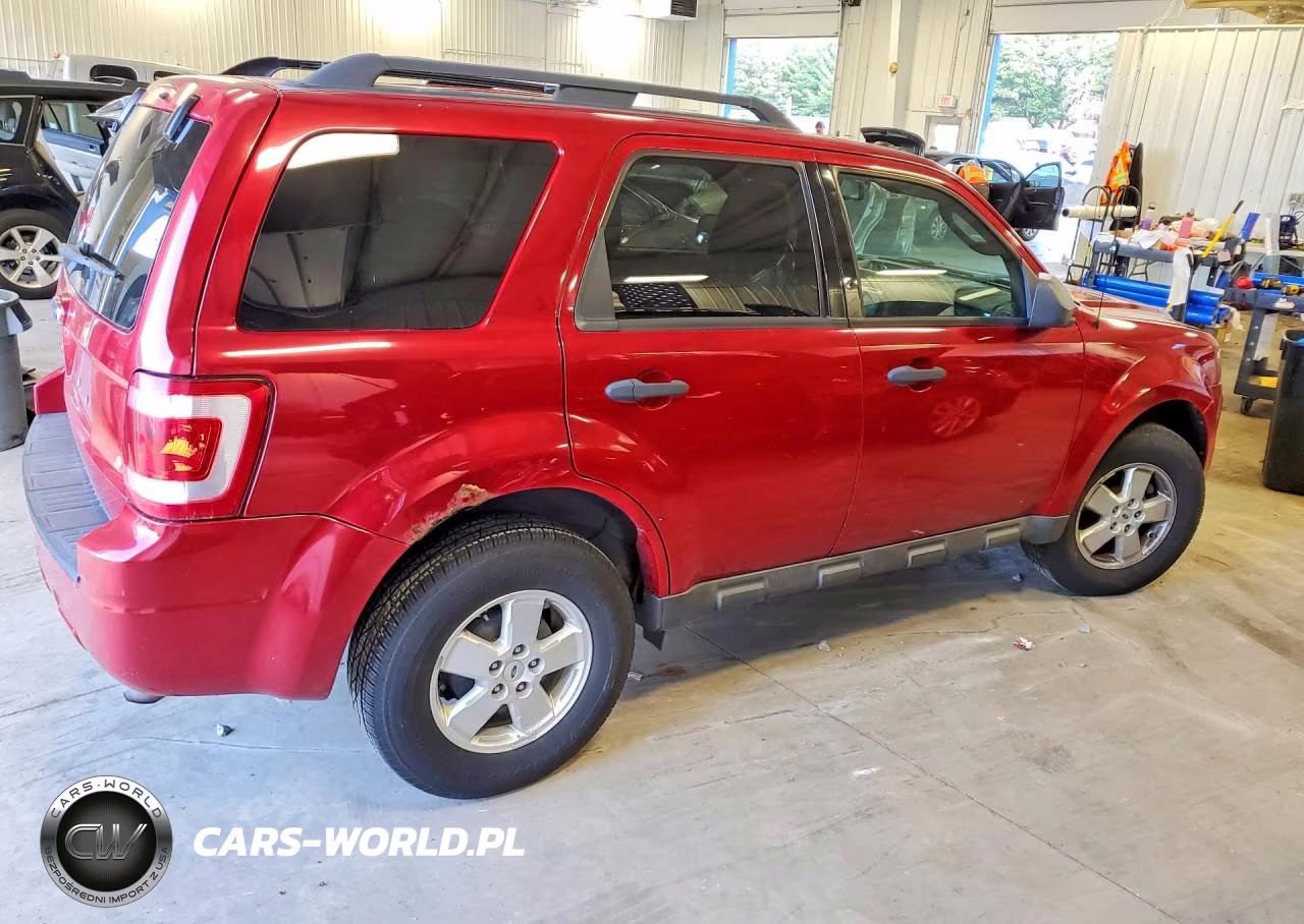 2009 Ford Escape Xlt VIN:1FMCU03709KB64839 - 3