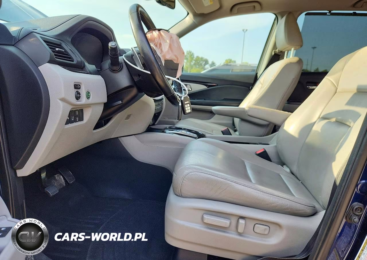 2016 Honda Pilot Touring VIN:5FNYF6H9XGB014006 - 7