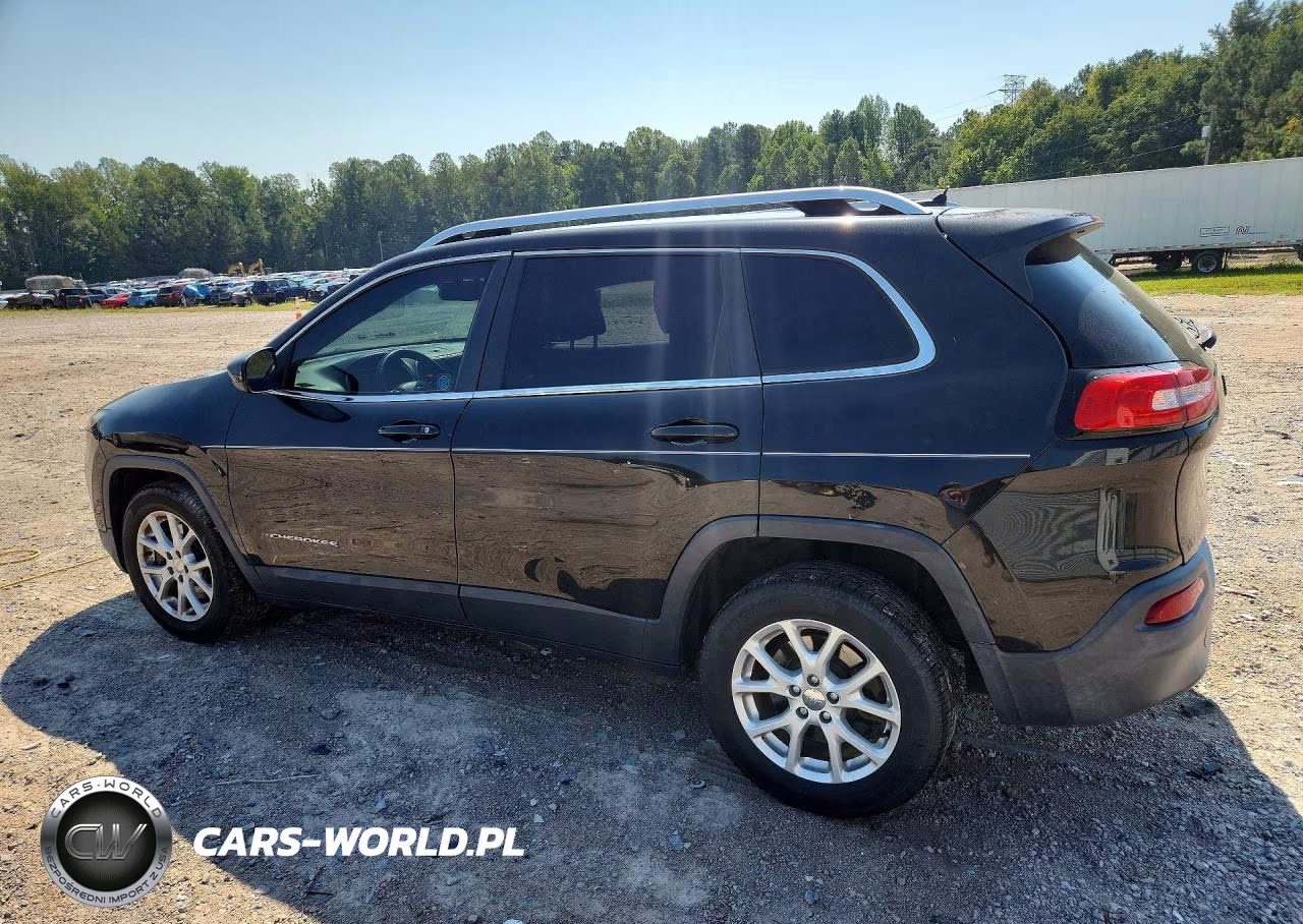 2014 Jeep Cherokee Latitude VIN:1C4PJLCS3EW115304 - 2