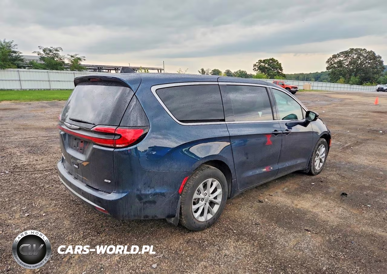 2025 Chrysler Pacifica Select VIN:2C4RC3BG0SR521612 - 3