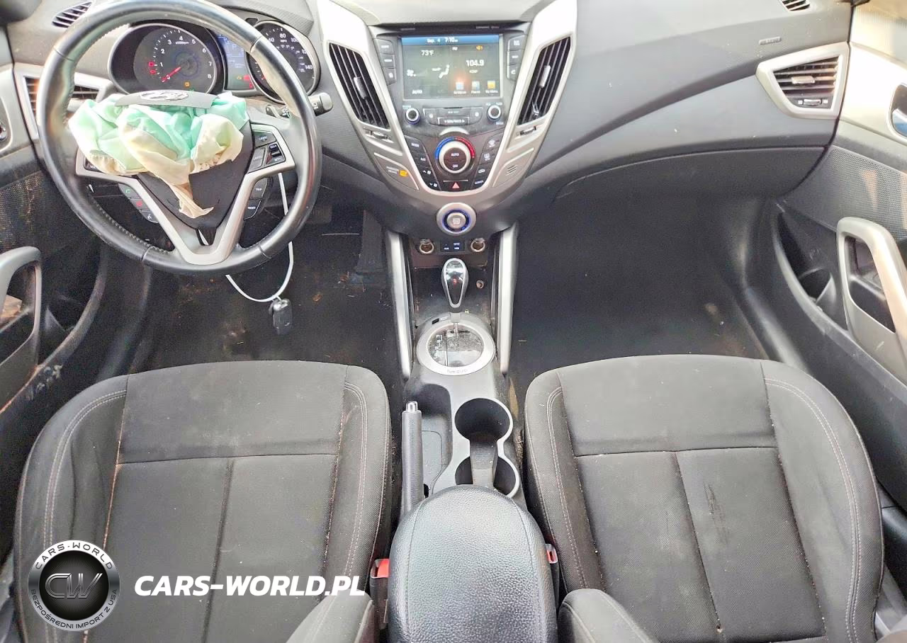 2017 Hyundai Veloster Value Edition VIN:KMHTC6AD5HU324554 - 8