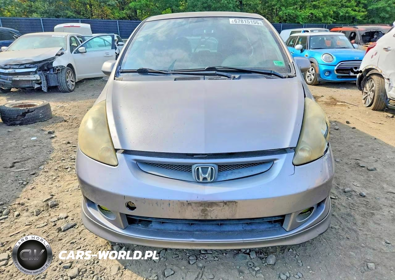 2008 Honda Fit Sport VIN:JHMGD38658S072842 - 5